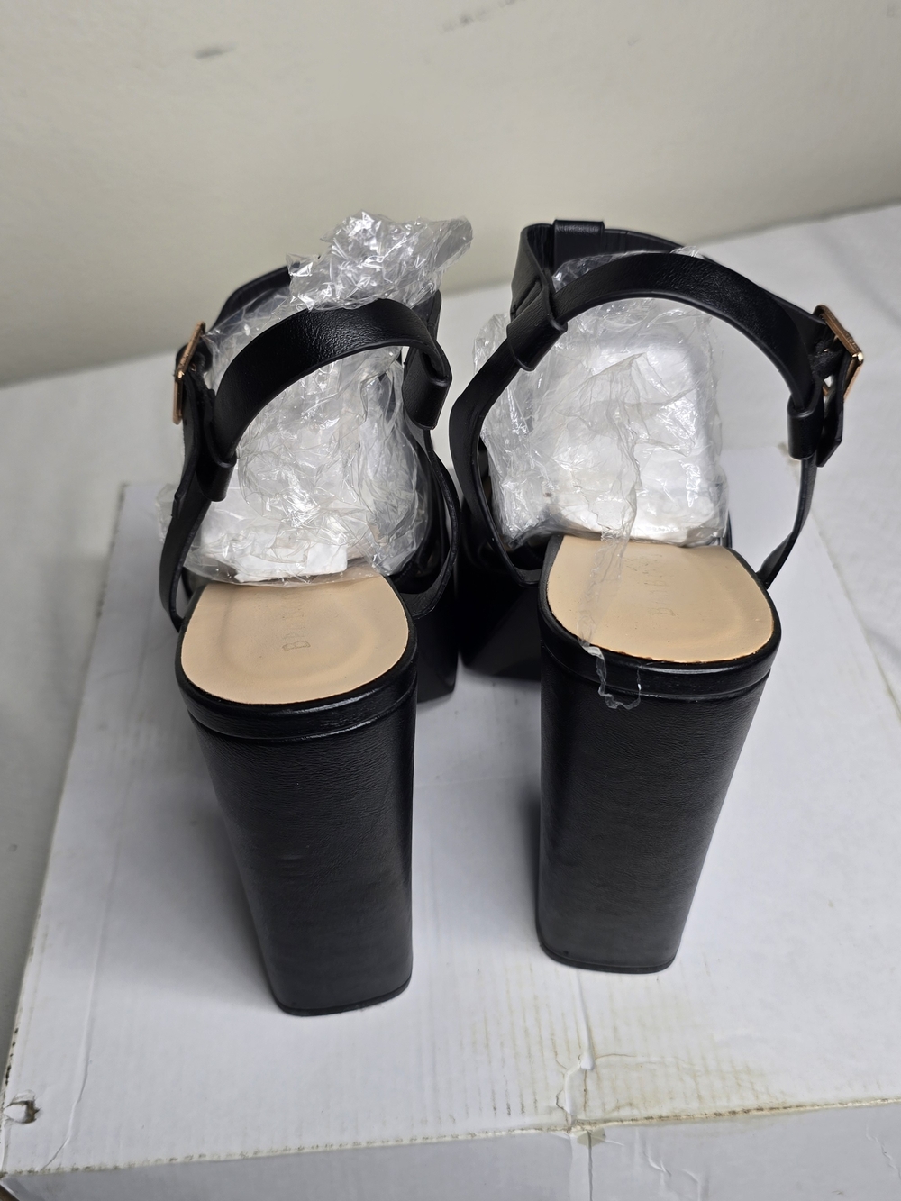 Bamboo Black Platform Block Heel Sandals Women's Size 10 – Mint Condition - Picture 5 of 6